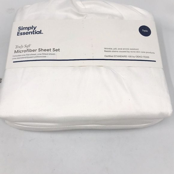 Simply Essential Truly Soft White, 3-Piece Microfiber Sheet Set/ Twin size - Picture 1 of 3